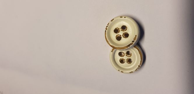 Hovedbilde Knapp 4-hulls  18 mm. hvit